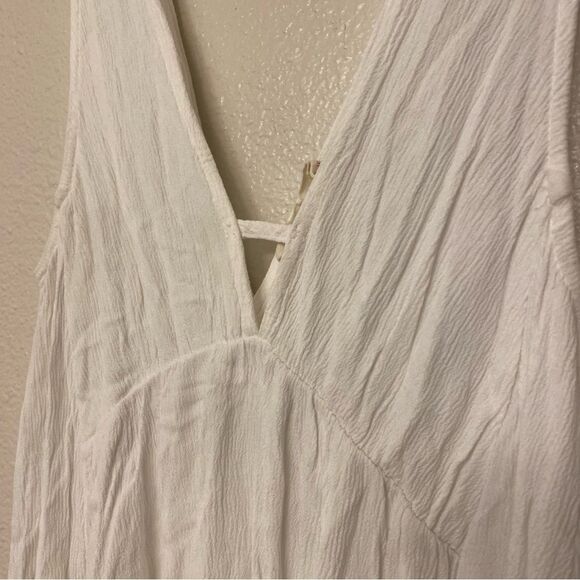 Millibon White Sleeveless plunging V Neck Sundress rayon beachy full skirt M - Picture 6 of 10